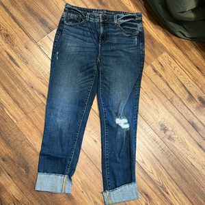 Size 4 = 0 Chico’s Distressed So Slimming Girlfriend Ankle Jeans